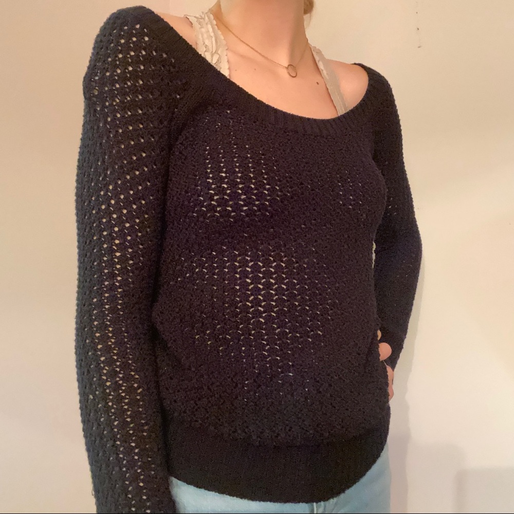 Guess Black Sweater Size Small
